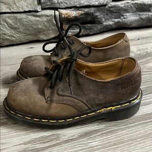 Vintage Dr Marten shoes/13